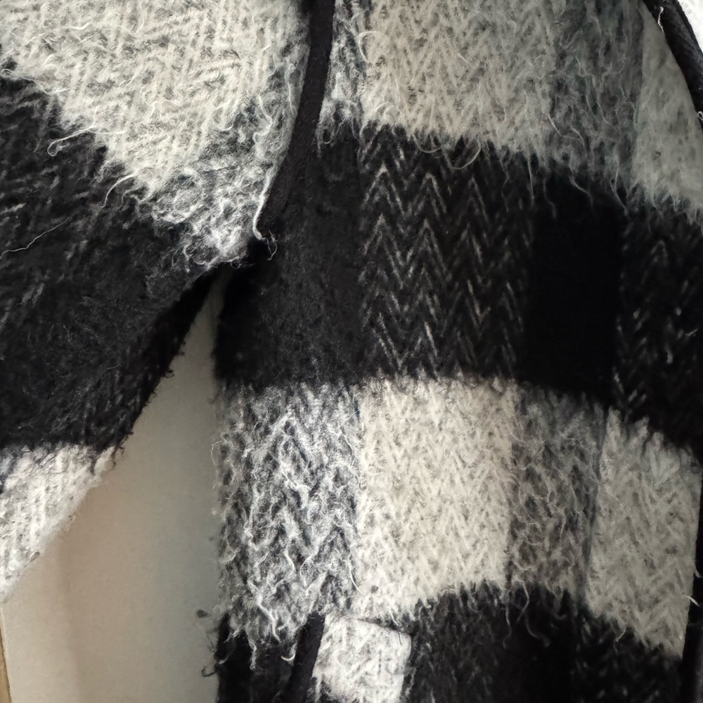 NVLT Black and White Plaid Teddy Jacket - Picture 4 of 5
